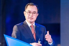 朱华荣卸任长安福特董事长