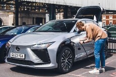 填补燃油税收入缺口,英国拟对电动汽车征收行驶里程税