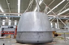 中国首艘1:1全尺寸商业载人飞船试验舱舱体顺利合舱，焊缝质量合格率100%