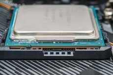 荷兰有让步迹象：全球车企已收到首批中国安世芯片