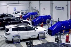 拳打新势力 脚踢特斯拉！这回的汽车新国标真给我看爽了