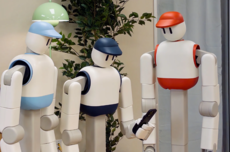 Memo 家庭机器人亮相，会做咖啡、叠衣服、打扫卫生