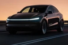 特斯拉Robotaxi服务向公众全面开放,但仅提供iOS版App