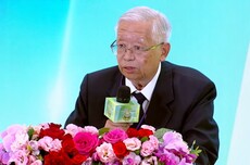 75岁台积电退休“老将”，携2nm机密赴任英特尔？