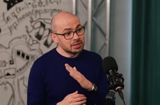 谷歌DeepMind CEO哈萨比斯：世界模型是未来，AI泡沫真实存在