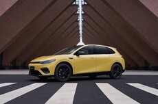 零跑Lafa5上市：限时9.28万起 支持26项辅助驾驶功能