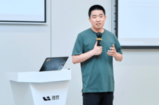 李想承认管理失误回归创业模式 自研M100芯片即将落地