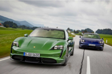 保时捷新专利:方向盘握姿正确才可解锁“最高车速模式”