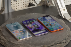 华为、苹果、小米三台Pro Max耐摔大对决：小米17 Pro Max屏幕最耐摔