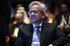 黄仁勋预言7年内英伟达、谷歌等将亲自下场建核电站