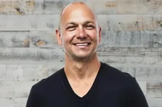 消息称“iPod之父”有意回归,Tony Fadell自荐接替库克掌舵苹果