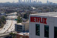 Netflix 720亿天价收购面临监管考验：美司法部将调查 特朗普或搅局