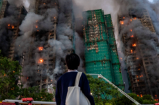 对话两代火灾科学家：没有任何消防系统能扑灭高层外墙大火