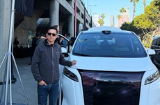 贾跃亭披露五年规划：FF与FX产销目标直指50万台