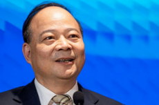 涨薪150元,万亿“宁王”放留人大招