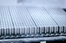 知名机构警告：部分特斯拉搭载的LG电池故障率极高 寿命缩水严重