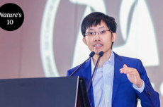 《自然》2025年度十大科学人物发布:DeepSeek创始人梁文锋入选