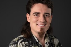 Oculus 创始人拉奇为在战争中使用AI辩护