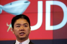 京东刘强东，在海外杀疯了