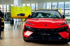 莲花For Me亮相!莲花CEO冯擎峰:300万以内无人匹敌