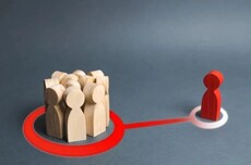 谁在赢得最后的红利