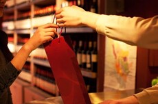 “抖音买单”上线，支付宝、微信支付迎来新对手