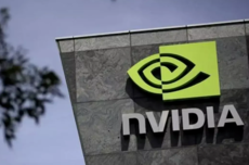 套现4400万美元!英伟达董事减持 此前已持股三十年之久…