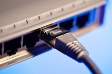 羅永浩吐槽電信寬帶縮水！華為李小龍：可能是接觸不良