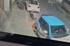 租车行黑幕套路遭曝光！半夜有人偷偷划车 还车时被车行索赔