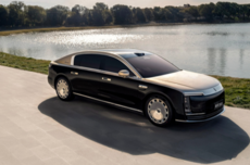 华为系首款百万级豪车!尊界S800第10000台今日下线