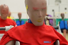 1个汽车碰撞假人“含金量”爆表:身价高达1200万