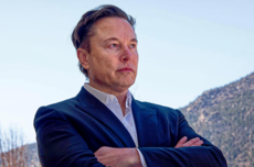 馬斯克：AI將創造“全民高收入” 不必要再存錢