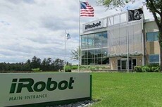 深夜暴跌74%一度触及熔断,扫地机器人巨头宣布破产