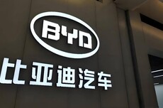 比亚迪何志奇谈自动驾驶：安全第一，允许短暂放手但没允许持续放飞