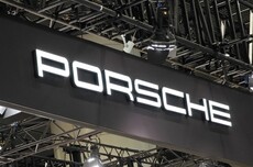 保时捷中国被曝自建充电站将停止运营：涉及超300座尊享充电站