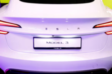 美国对近18万辆特斯拉Model 3开启调查：应急机械门把手不显眼