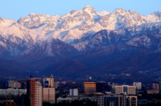 百万华人涌入，变革中的斯坦国