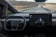 英伟达机器人部门主管：特斯拉FSD v14是首个通过“物理图灵测试”的AI