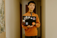 华尔街日报：AI重塑创业门槛，硅谷风投开始押注“牙套期”创始人