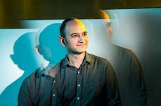 谷歌三年逆袭：草蛇灰线，伏脉千里