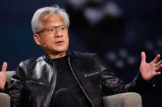 有钱就任性 黄仁勋回应亿万富翁税:不担心 想征就征吧