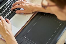 宣布超日本成世界第四大经济体！印度投325亿元促电子元件制造