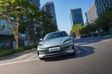 比亚迪2026款海豹05 DM-i&海豹06 DM-i超享版加推210km版本，8.98万元起