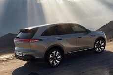 号称“越级满配”家庭大五座SUV，别克至境E7官图公开