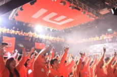 小米是时候切断和粉丝的脐带了