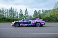 鸿蒙智行尚界Z7道路测试视频首曝：溜背造型、车长或超过5米