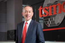 台积电CFO：未来会加速向美国转移先进芯片技术