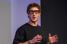 扎克伯格大砍预算 Meta现实实验室将裁员10%