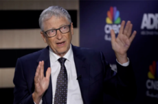 比尔盖茨预警：AI若落入恶人之手将成生物恐怖武器