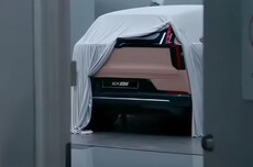 沃尔沃EX60纯电SUV将搭载谷歌Gemini AI，配大尺寸竖屏